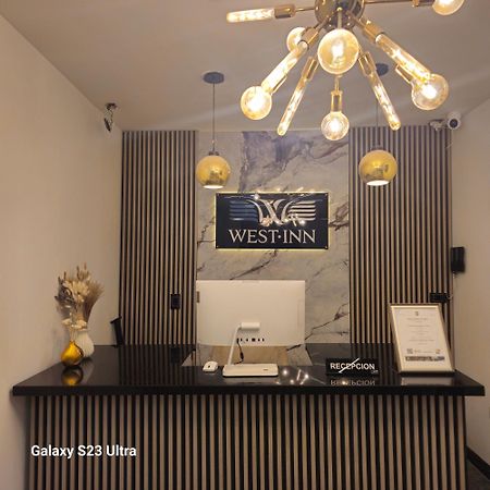 Hotel West Inn ボゴタ エクステリア 写真