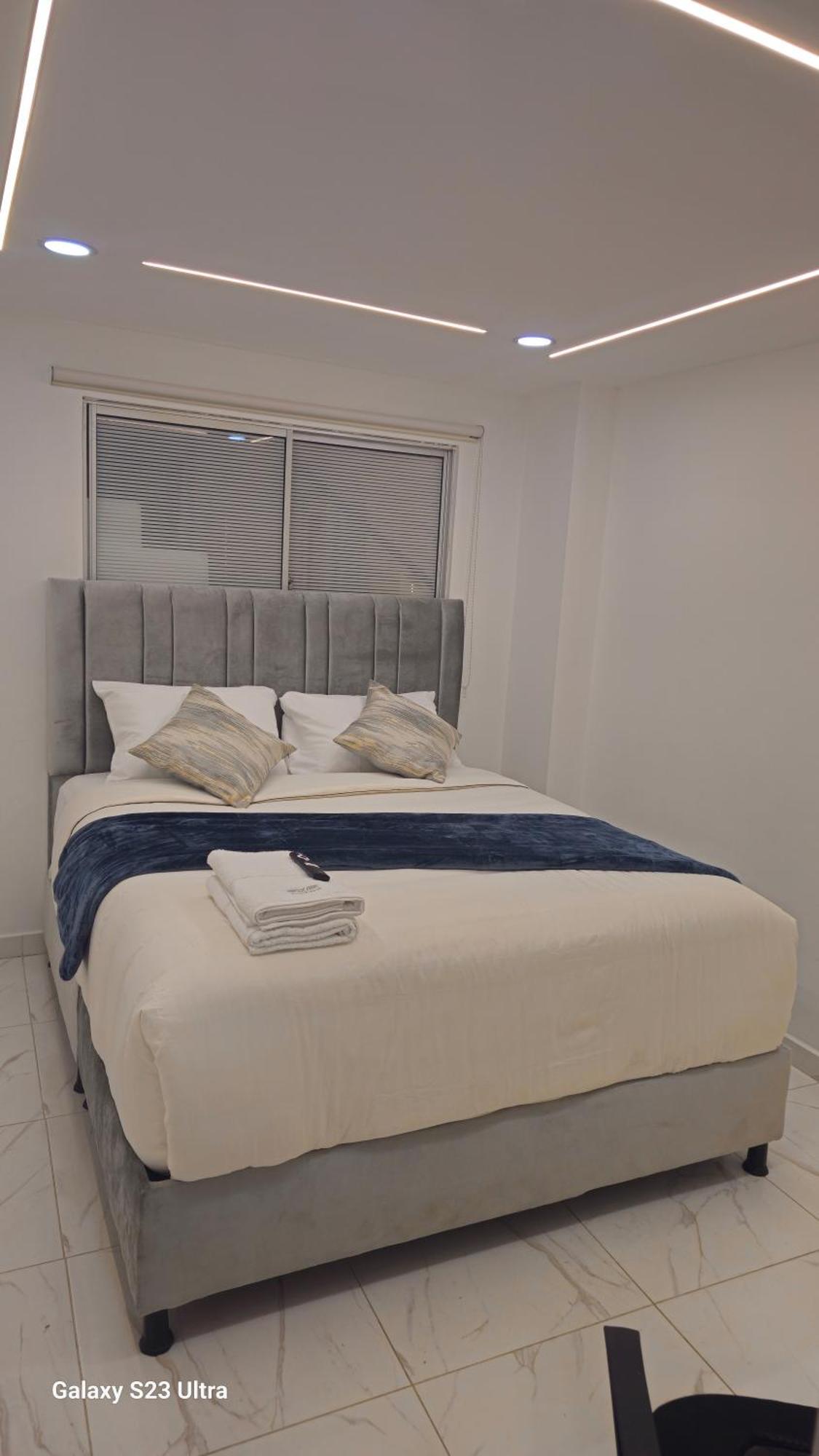 Hotel West Inn ボゴタ エクステリア 写真