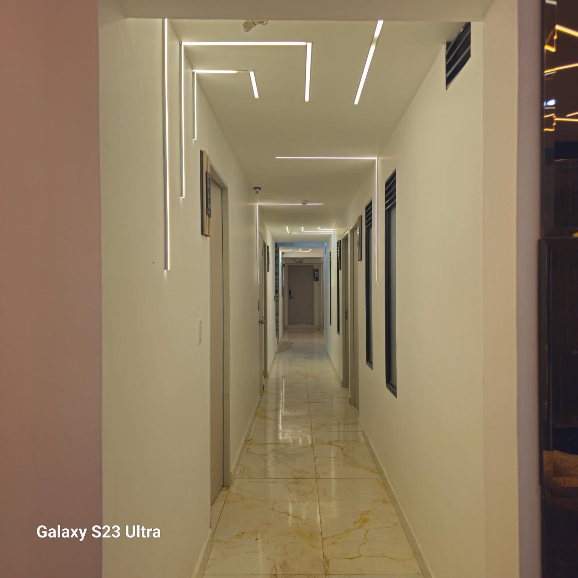 Hotel West Inn ボゴタ エクステリア 写真